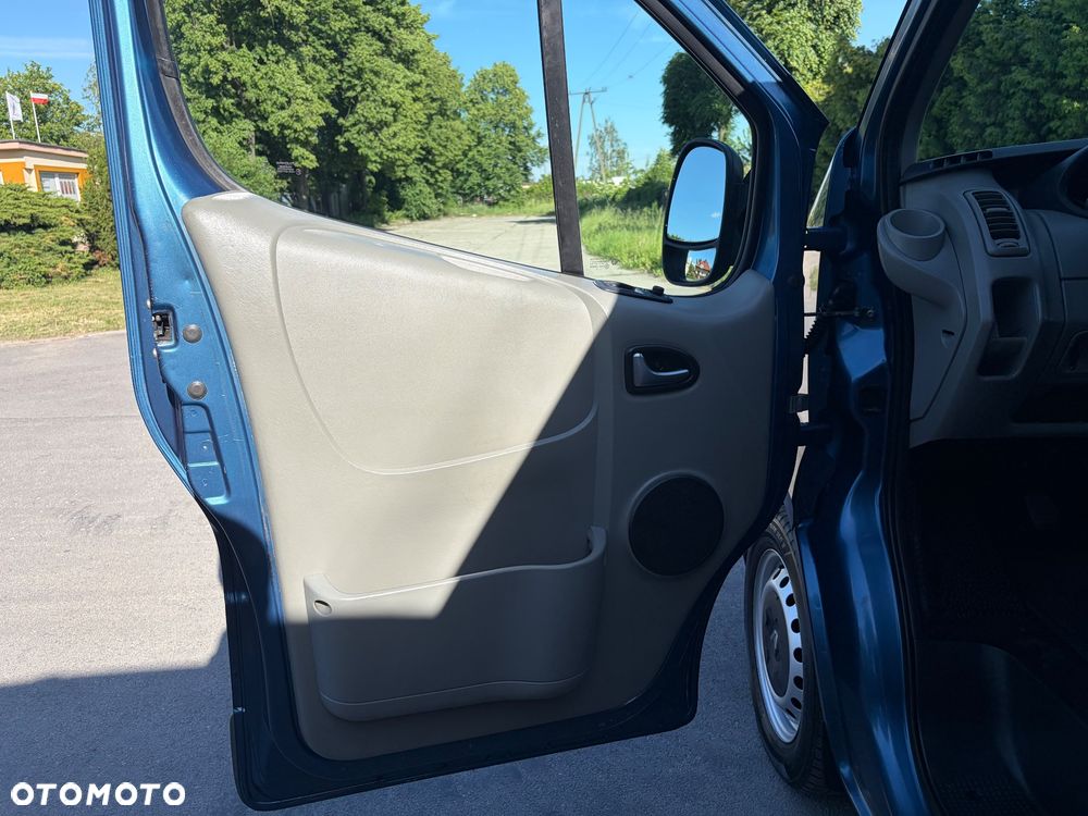 Renault Trafic Vivaro Primastar - 13