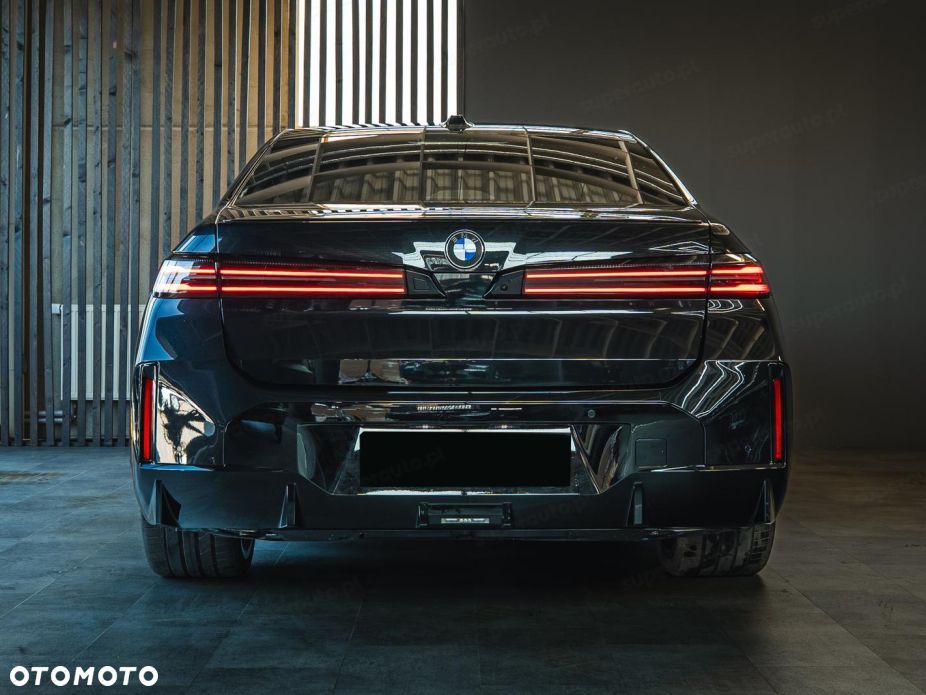 BMW Seria 7 - 4