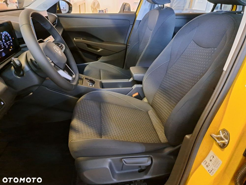 Volkswagen T-Roc - 8