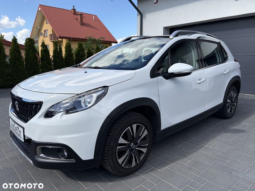 Peugeot 2008 1.2 Pure Tech GPF Allure S&S EAT6 - 3