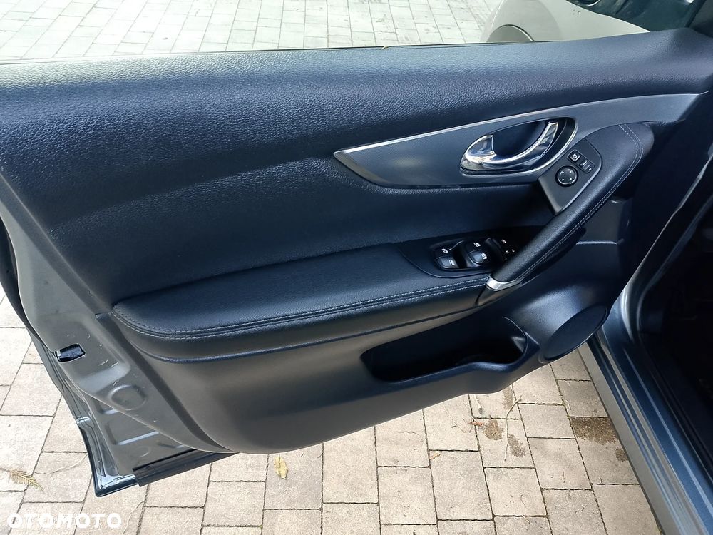 Nissan Qashqai 1.6 dCi TEKNA+ - 20