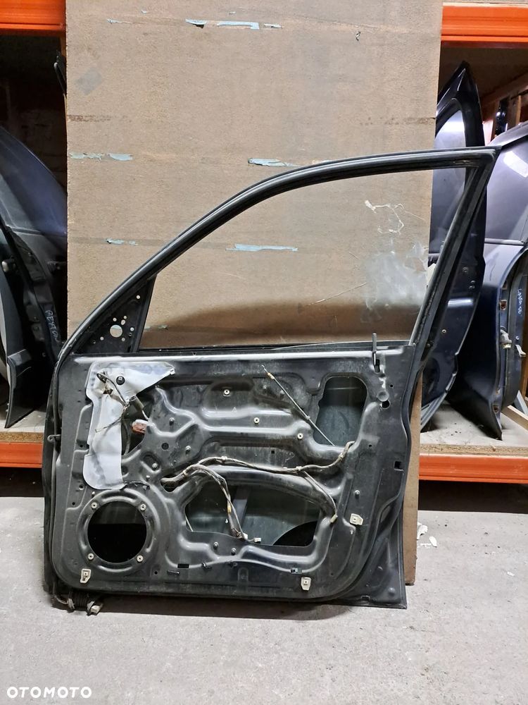 Drzwi Ssangyong Rexton I 01-07' prawy przód (czarne) - 2