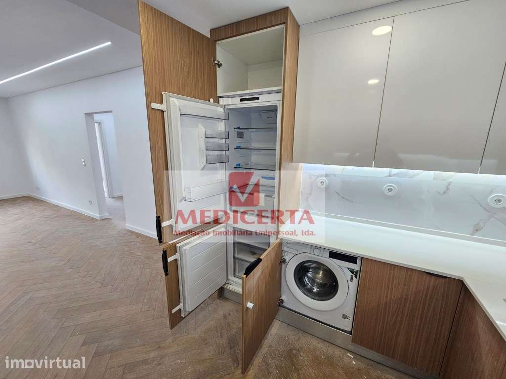 Amadora - T3 Totalmente remodelado - Grande imagem: 4/24
