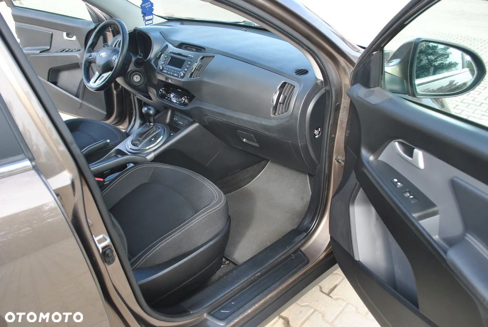 Kia Sportage 2.0 CRDI AWD Fifa World Cup Edition - 6