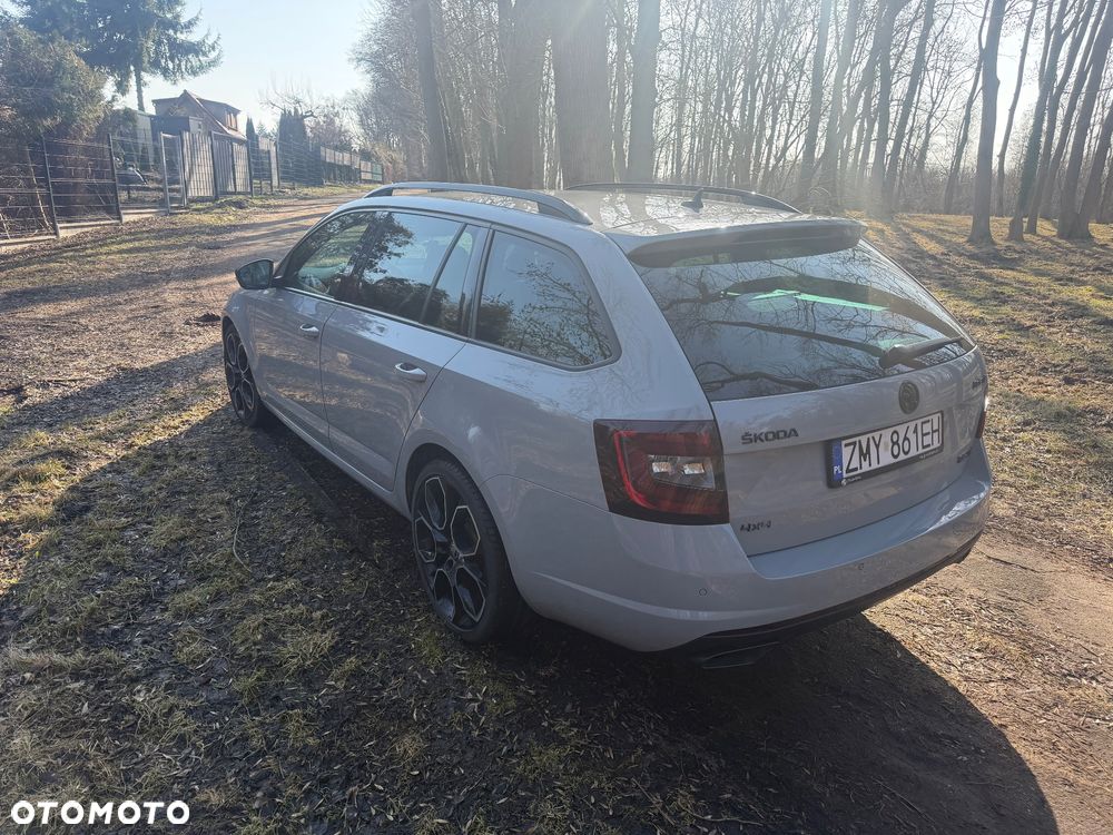 Skoda Octavia 2.0 TDI 4x4 DSG RS - 4