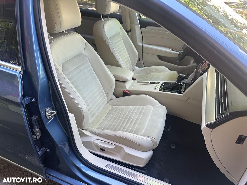 Volkswagen Passat 2.0 TDI DSG Highline - 9