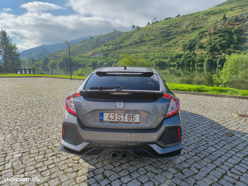 Honda Civic 1.5 i-VTEC Sport Plus - 11
