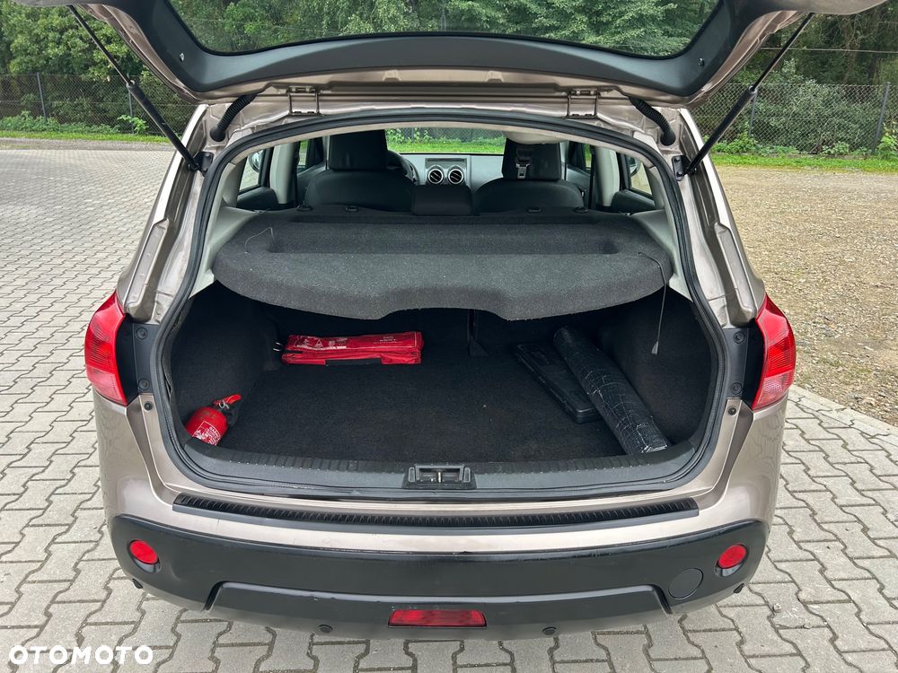 Nissan Qashqai - 8