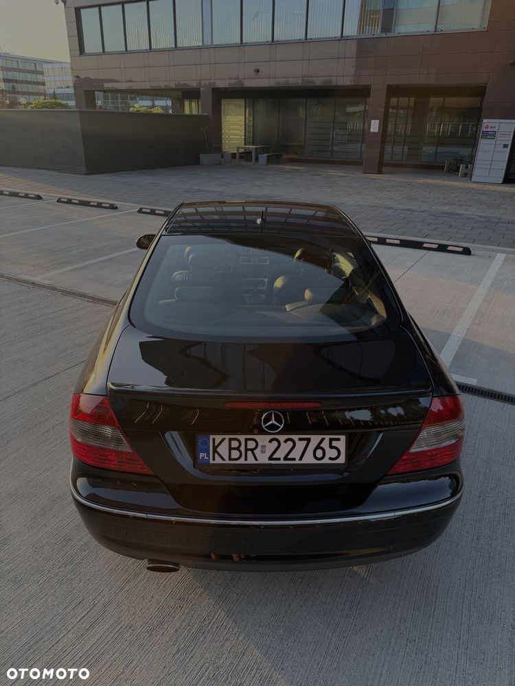 Mercedes-Benz CLK 320 CDI 7G-TRONIC Avantgarde DPF Sport Edition - 7