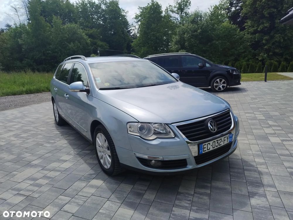 Volkswagen Passat 2.0 TDI Comfortline DSG - 1