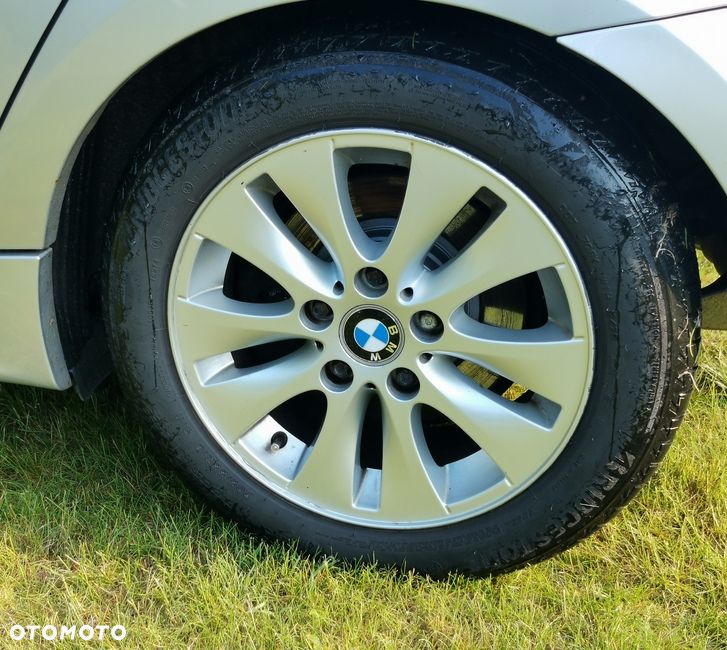 BMW Seria 1 120i - 6