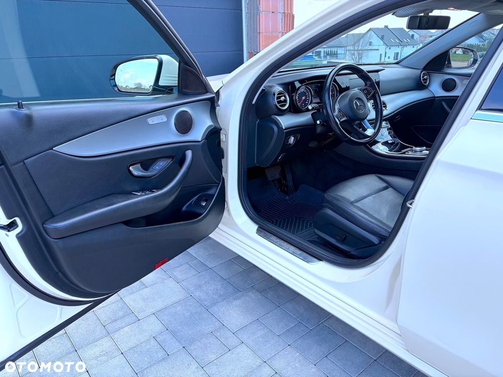 Mercedes-Benz Klasa E - 7