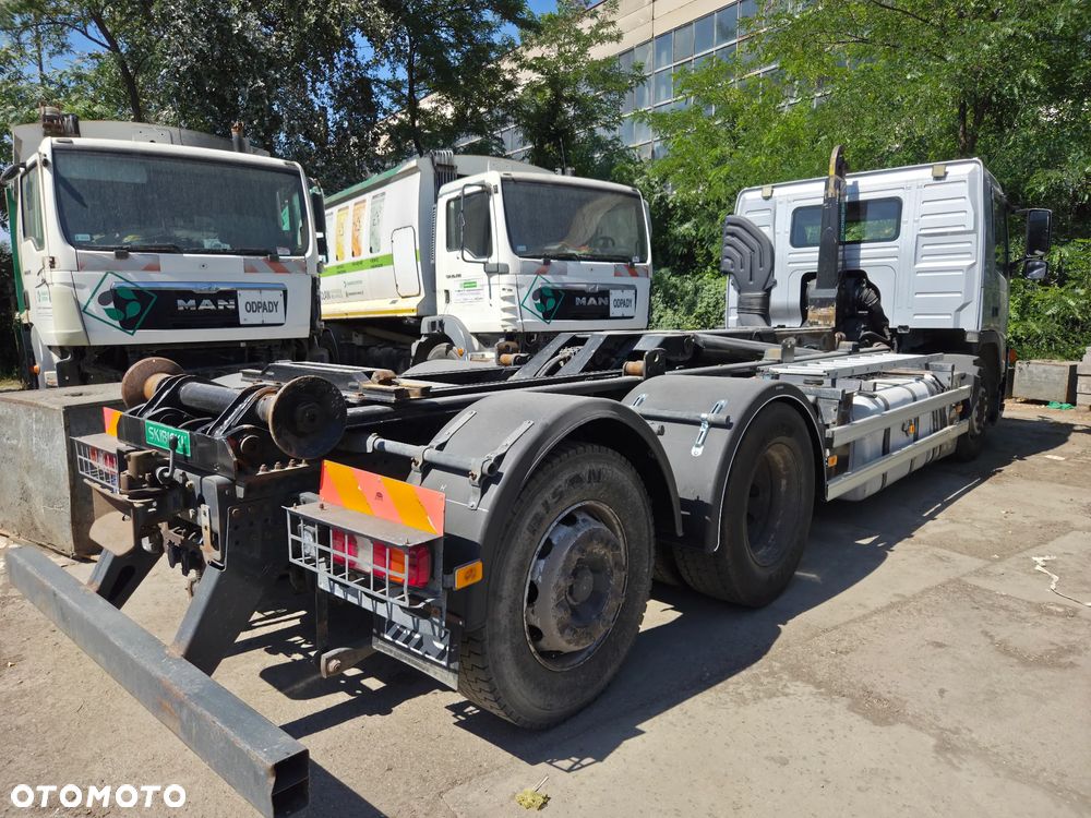 Volvo FM 330 - 5