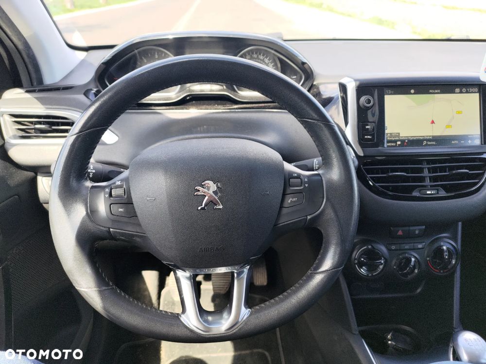Peugeot 208 BlueHDi 100 Active Pack - 25
