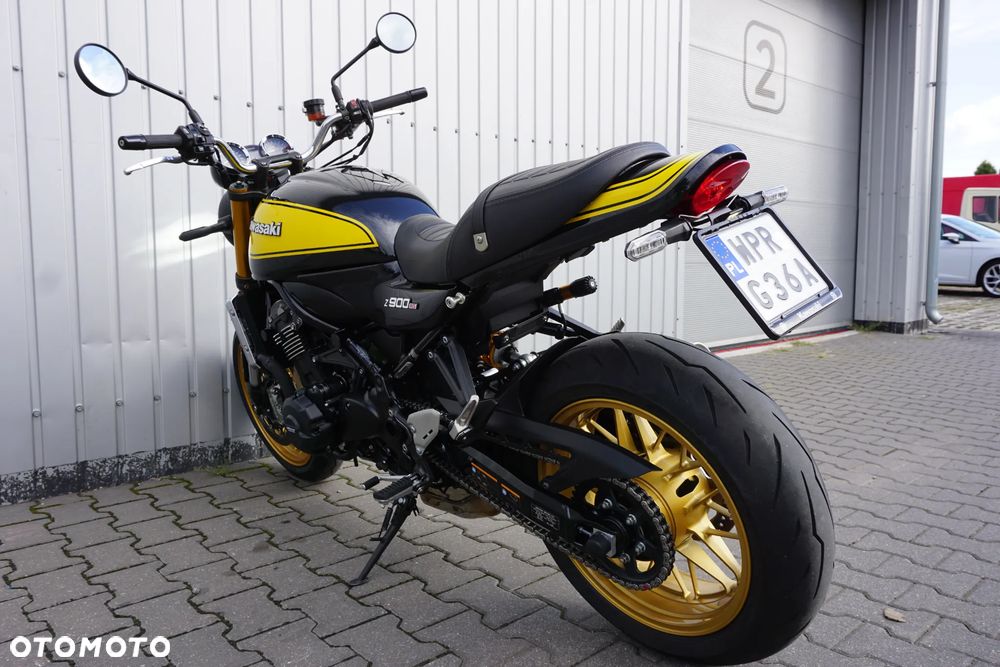 Kawasaki Z 900 RS - 20