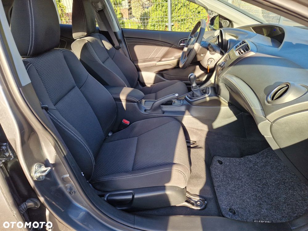 Honda Civic 1.8 i-VTEC Elegance - 17