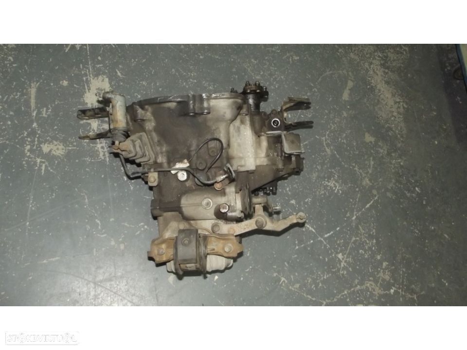 Toyota corolla DX caixa de velocidades - 1