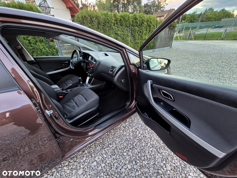 Kia Ceed 1.4 CVVT Attract plus - 31