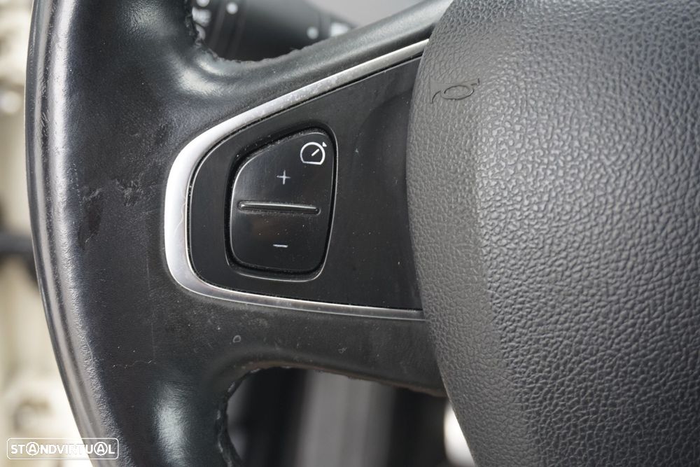 Renault Captur 1.2 TCe Exclusive - 12