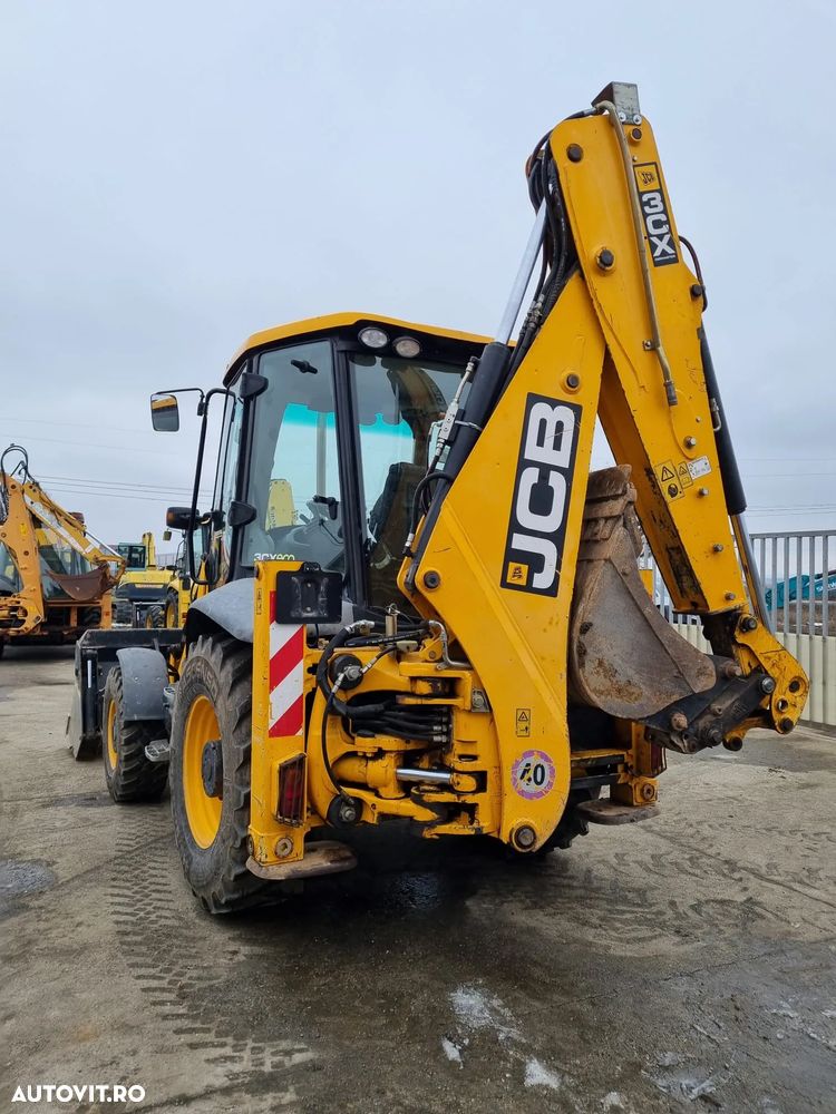 JCB 3CX - 15