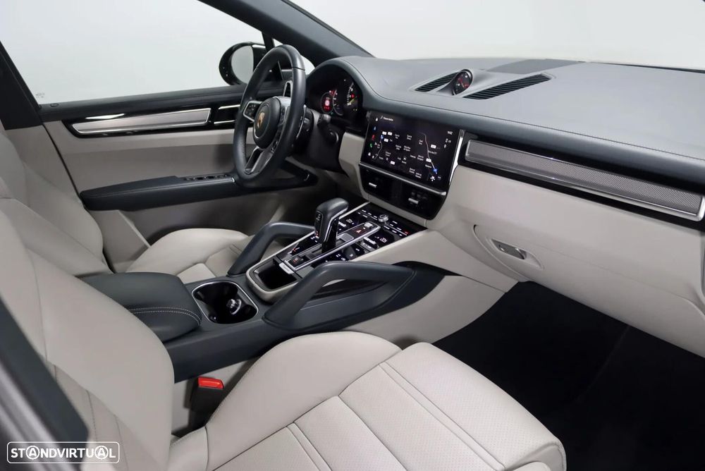 Porsche Cayenne Coupé - 40