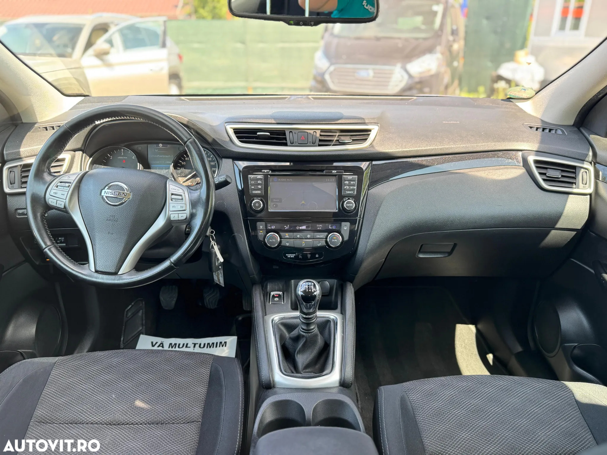 Nissan Qashqai 1.5 DCI N-Connecta - 7