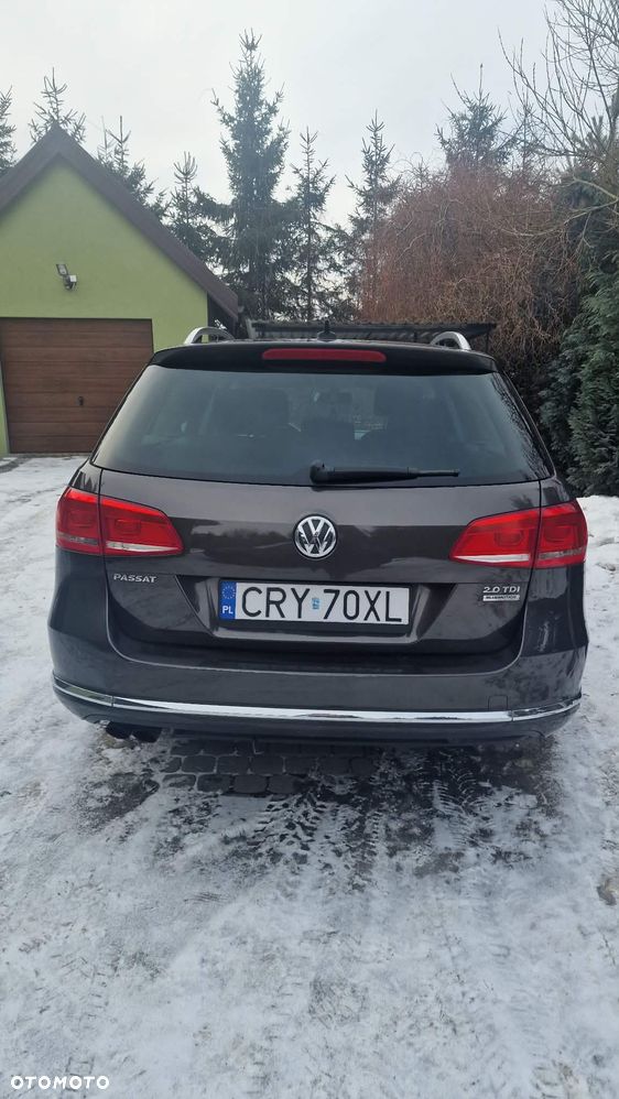 Volkswagen Passat 2.0 TDI BlueMotion Technology Comfortline - 2