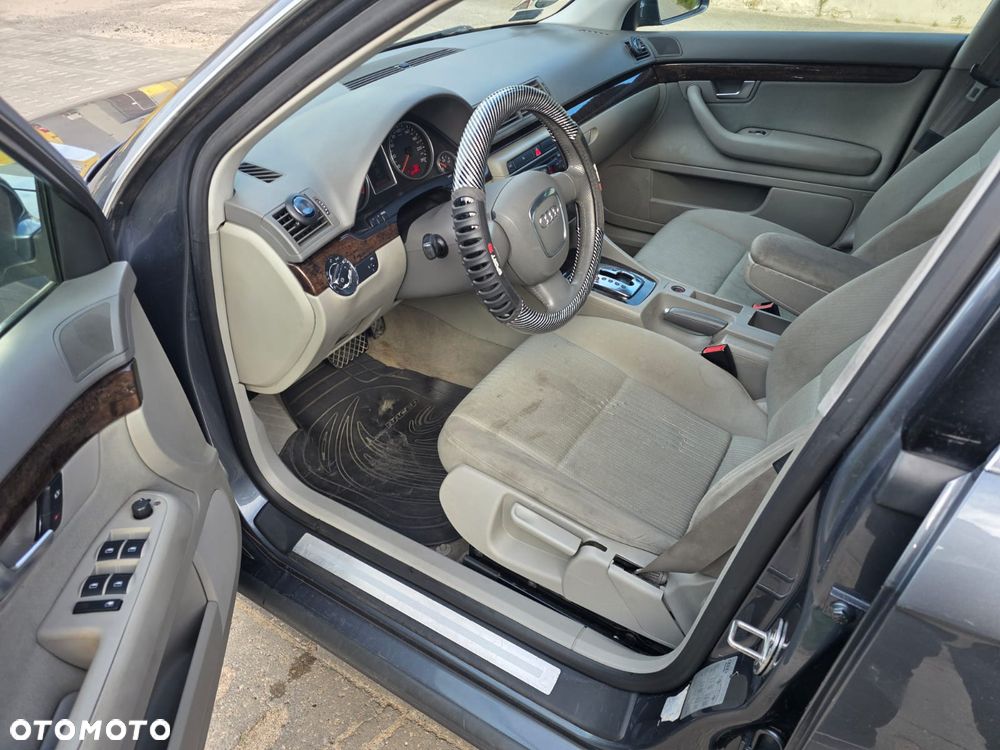 Audi A4 Avant - 10