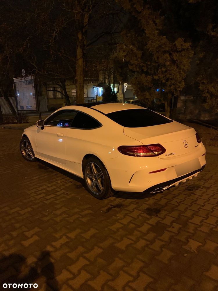 Mercedes-Benz Klasa C 200 4-Matic 9G-Tronic - 25