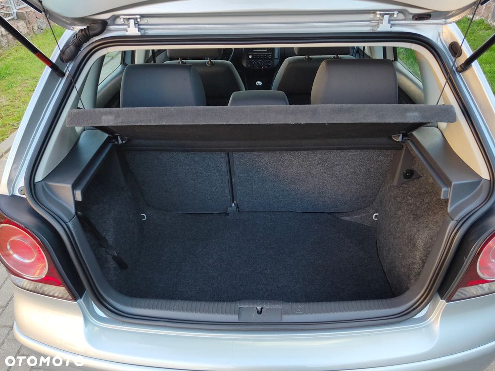Volkswagen Polo 1.4 Comfortline - 18