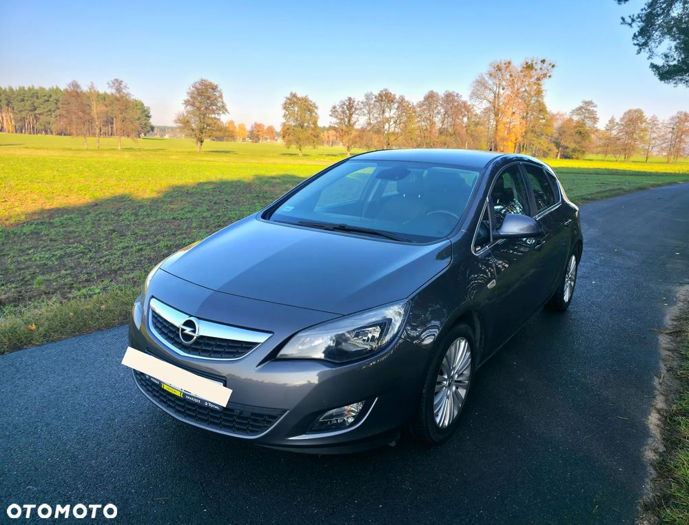 Opel Astra 1.4 T Cosmo - 3