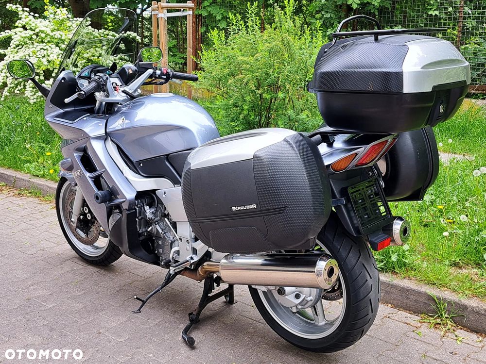 Yamaha FJR - 11