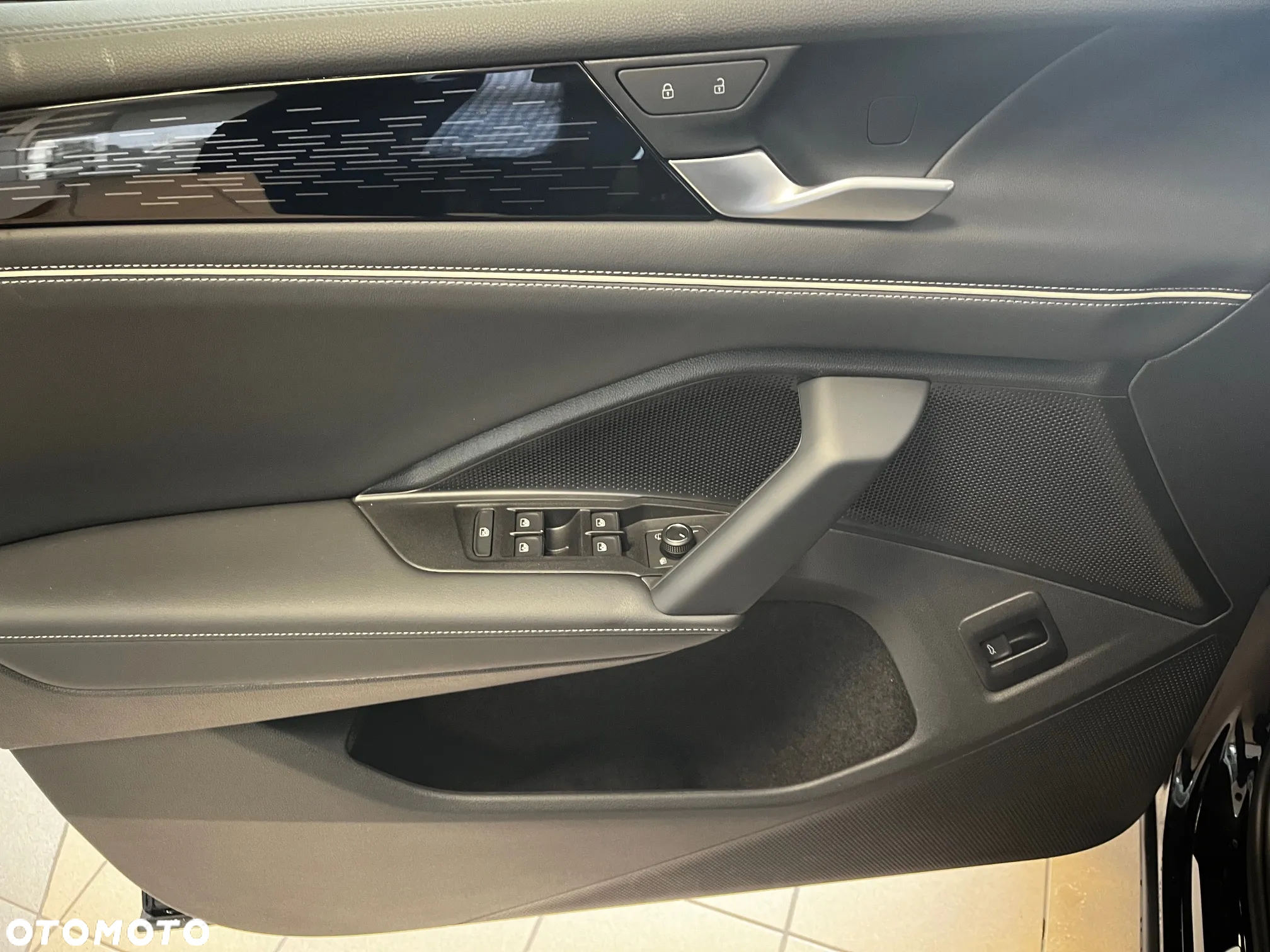 Volkswagen Tiguan 1.5 TSI EVO Elegance DSG - 10