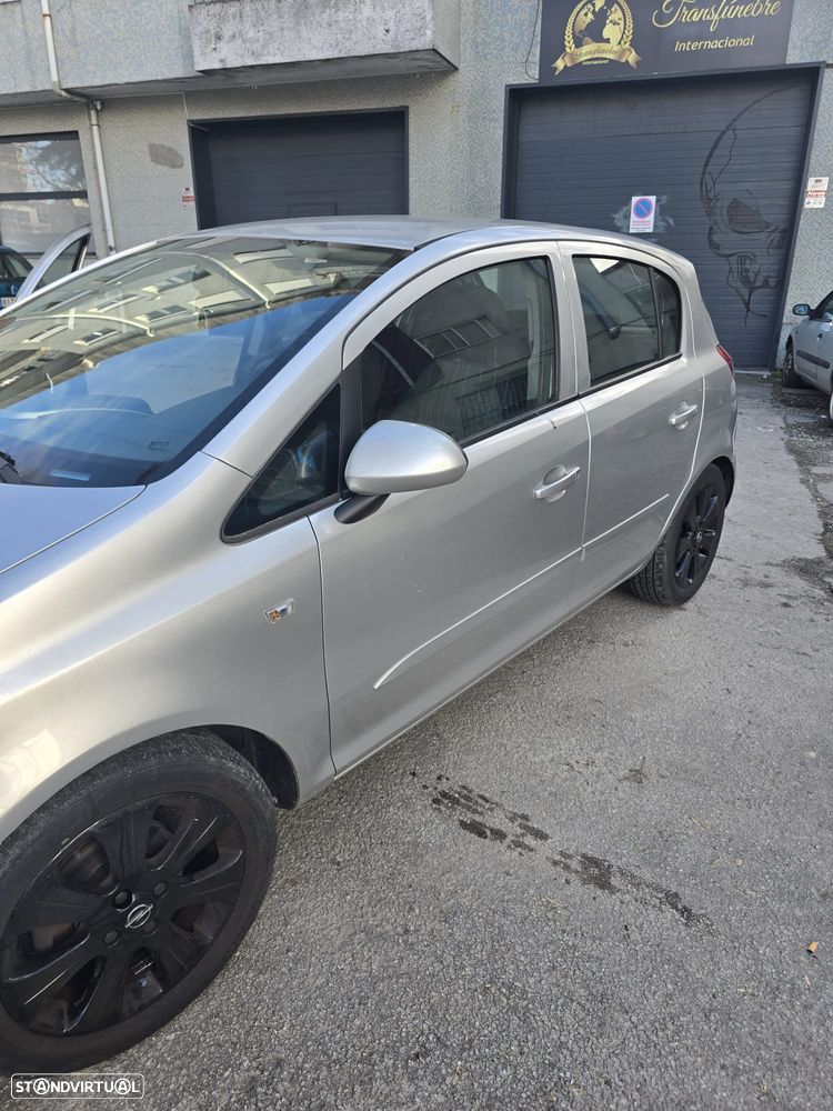 Opel Corsa 1.2 Enjoy - 18