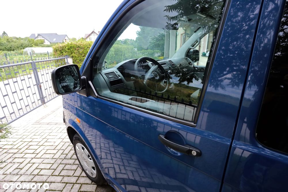 Volkswagen Furgon 5-osobowy - 4