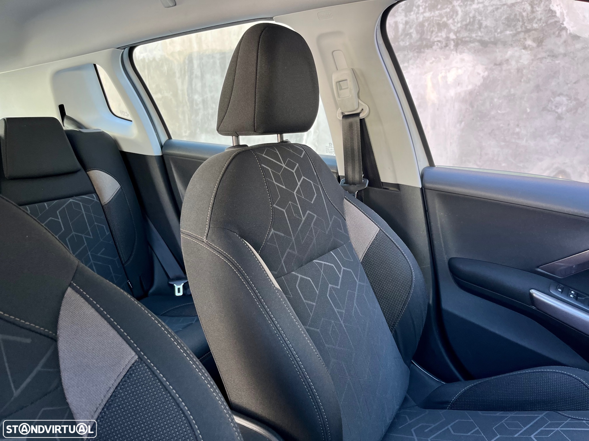 Peugeot 2008 1.2 PureTech Active - 22