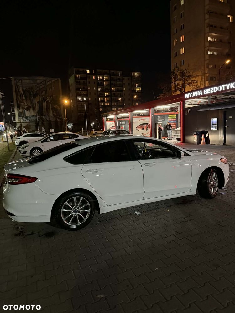 Ford Fusion - 6