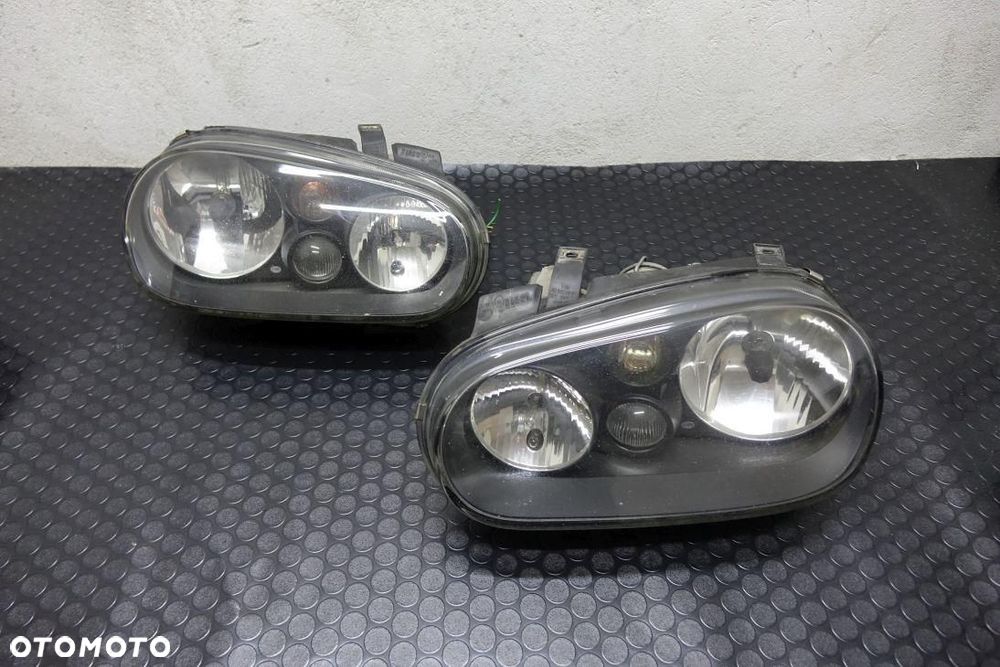 REFLEKTOR 2 SZT KPL EU LAMPY L+P HELLA OE VW GOLF IV 4 32424323 - 2