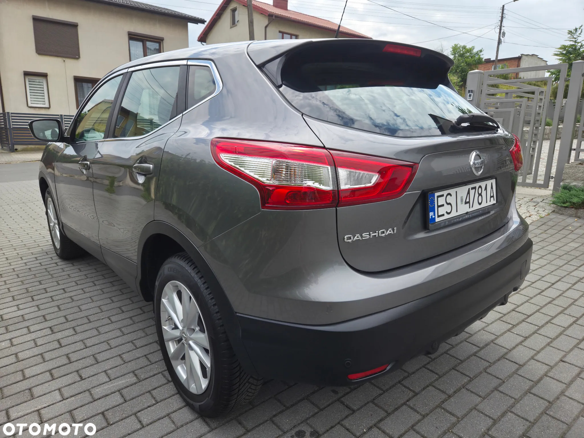 Nissan Qashqai 1.2 DIG-T N-Connecta - 4