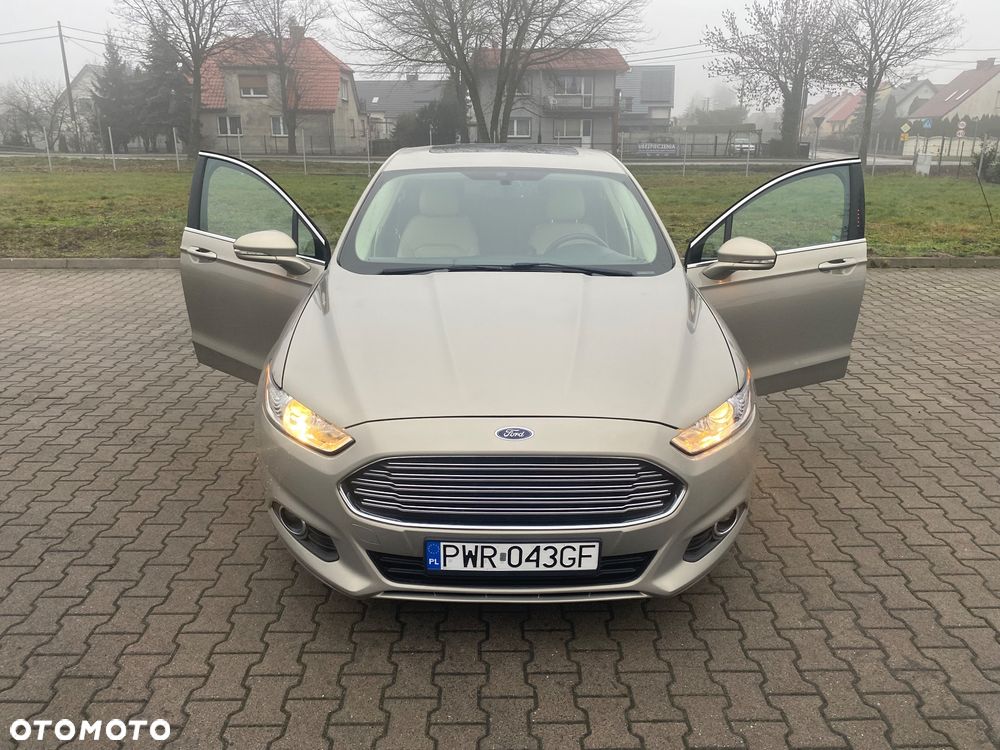 Ford Fusion - 2