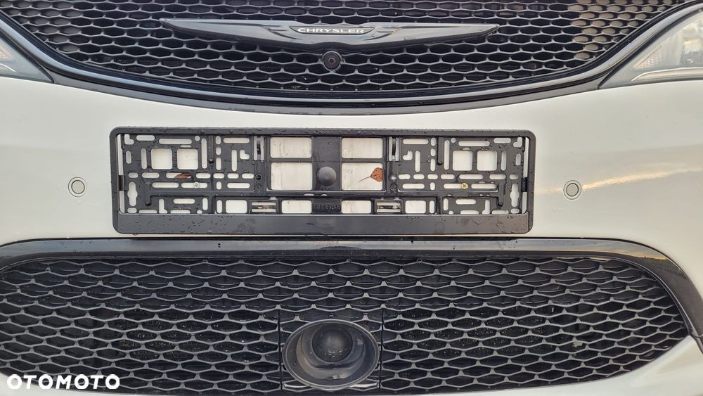 Chrysler Pacifica - 14