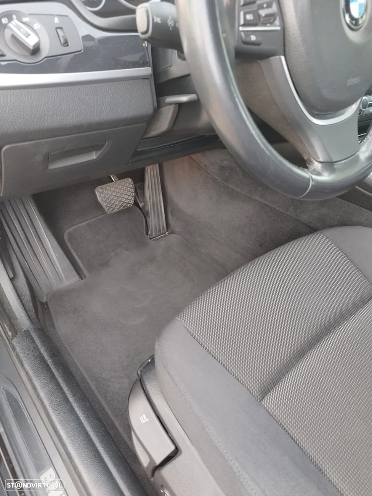 BMW 525 d Auto - 25