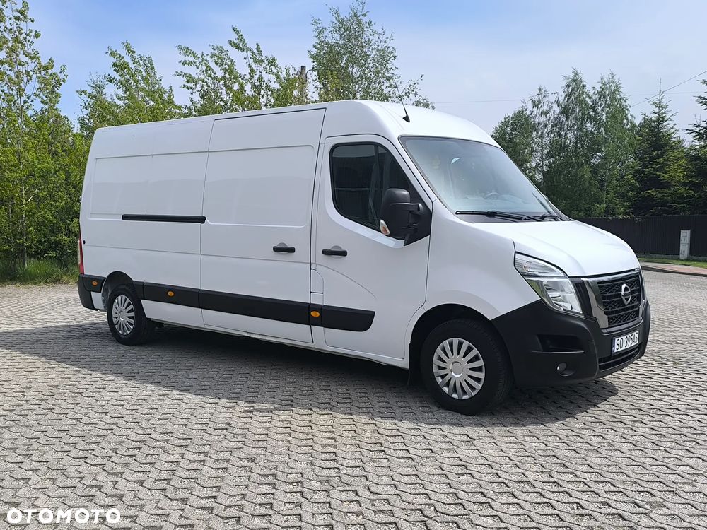 Nissan INTERSTAR - 1