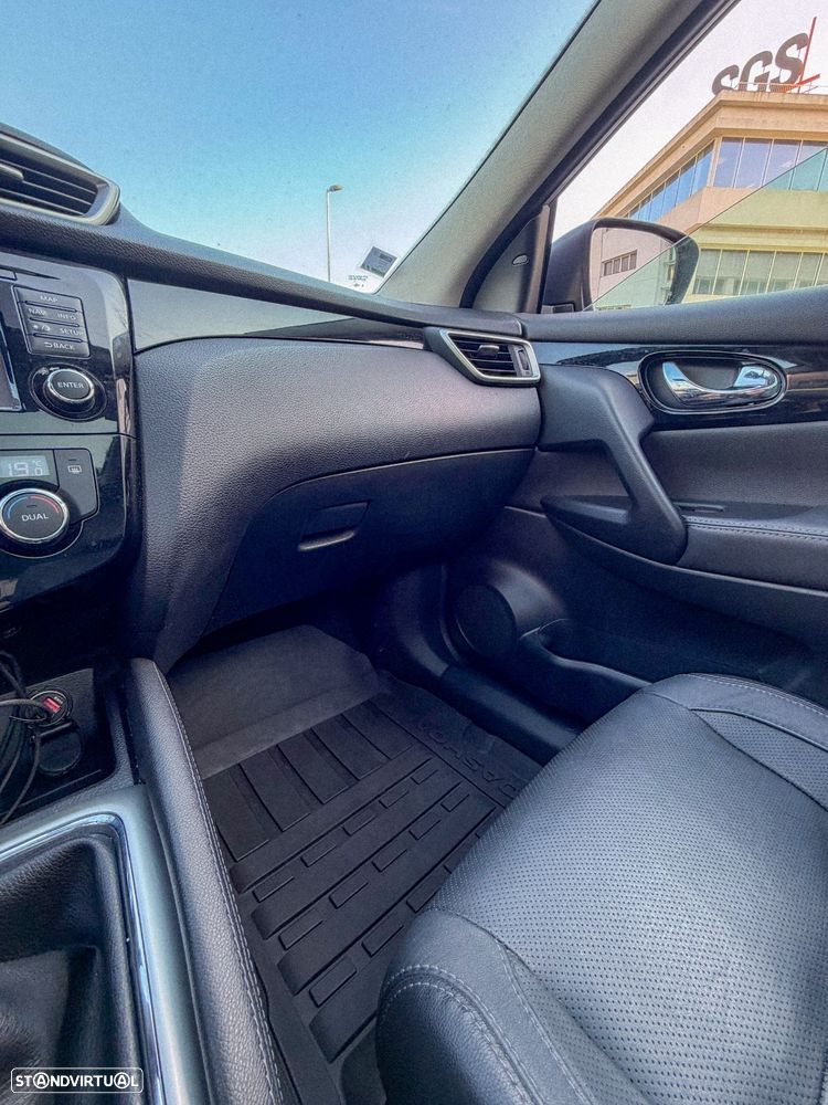 Nissan Qashqai 1.6 dCi Tekna Premium Pele S P.Preta - 14