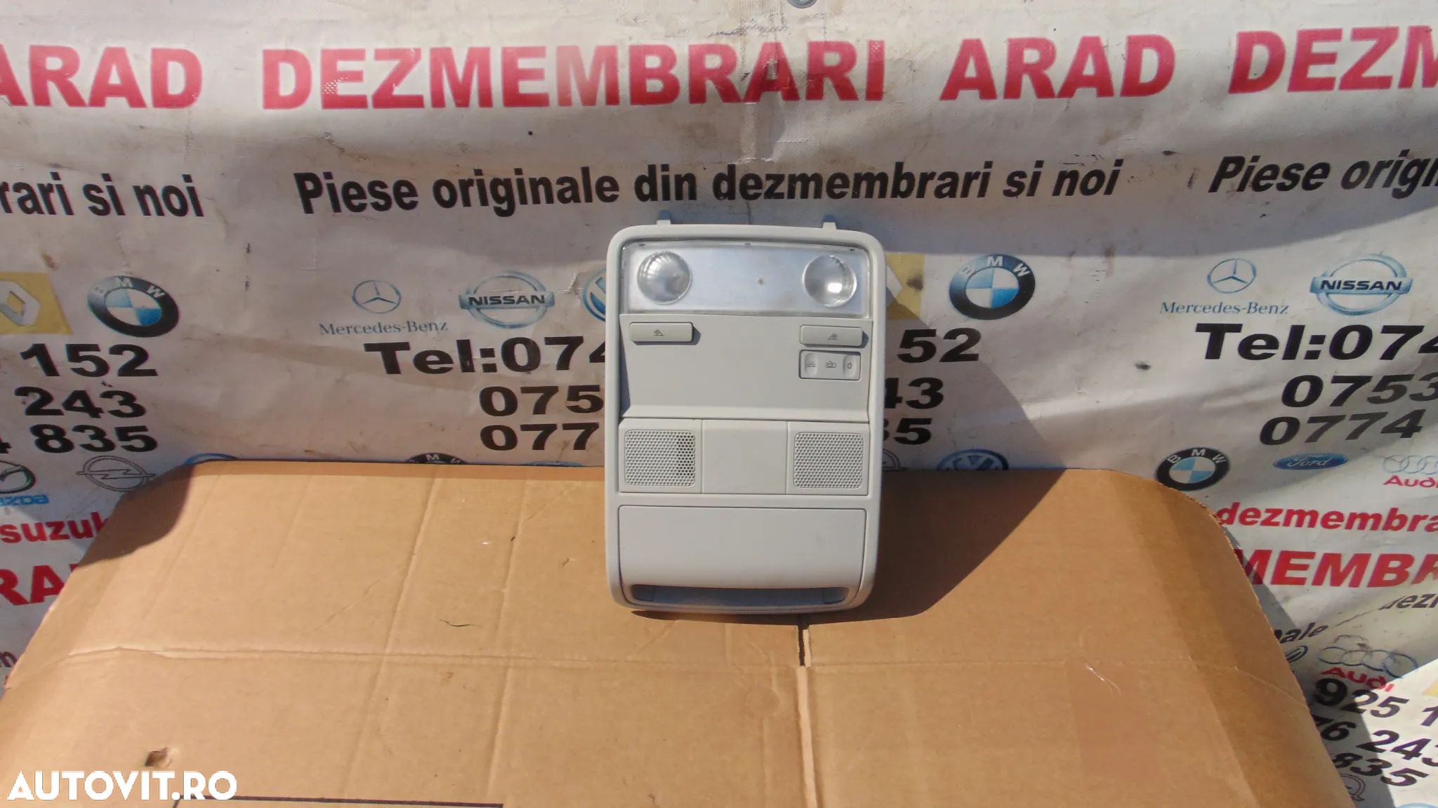 Plafoniera VW Golf 6 dezmembrez golf 6 1.2 1.4 benzina - 1