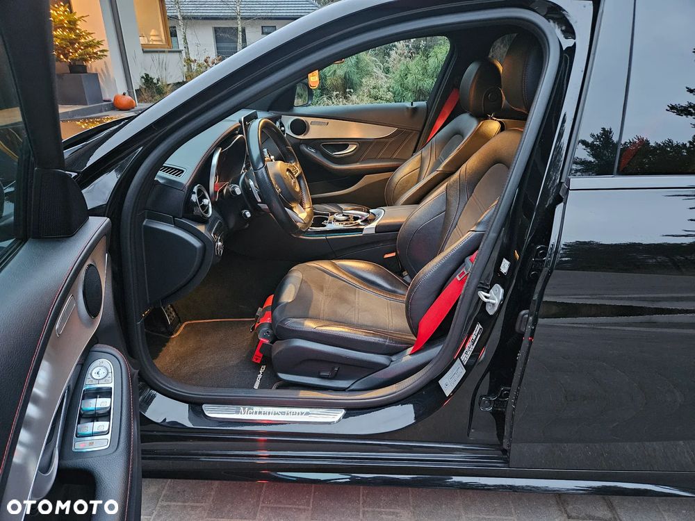Mercedes-Benz Klasa C 450 AMG 4-Matic 7G-TRONIC - 21
