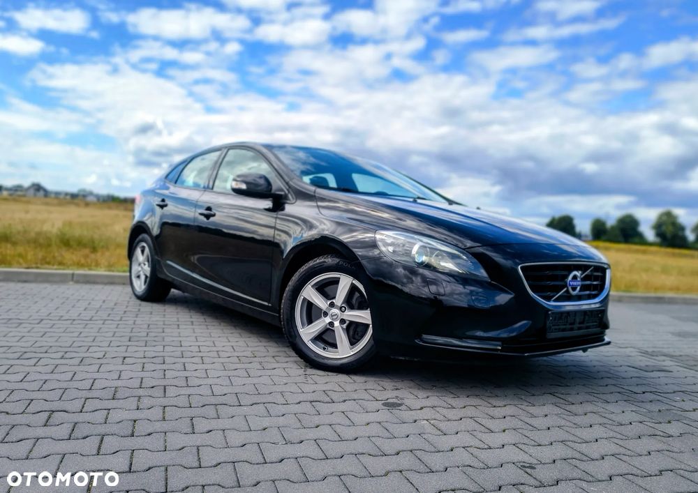 Volvo V40 D4 Geartronic Kinetic - 4