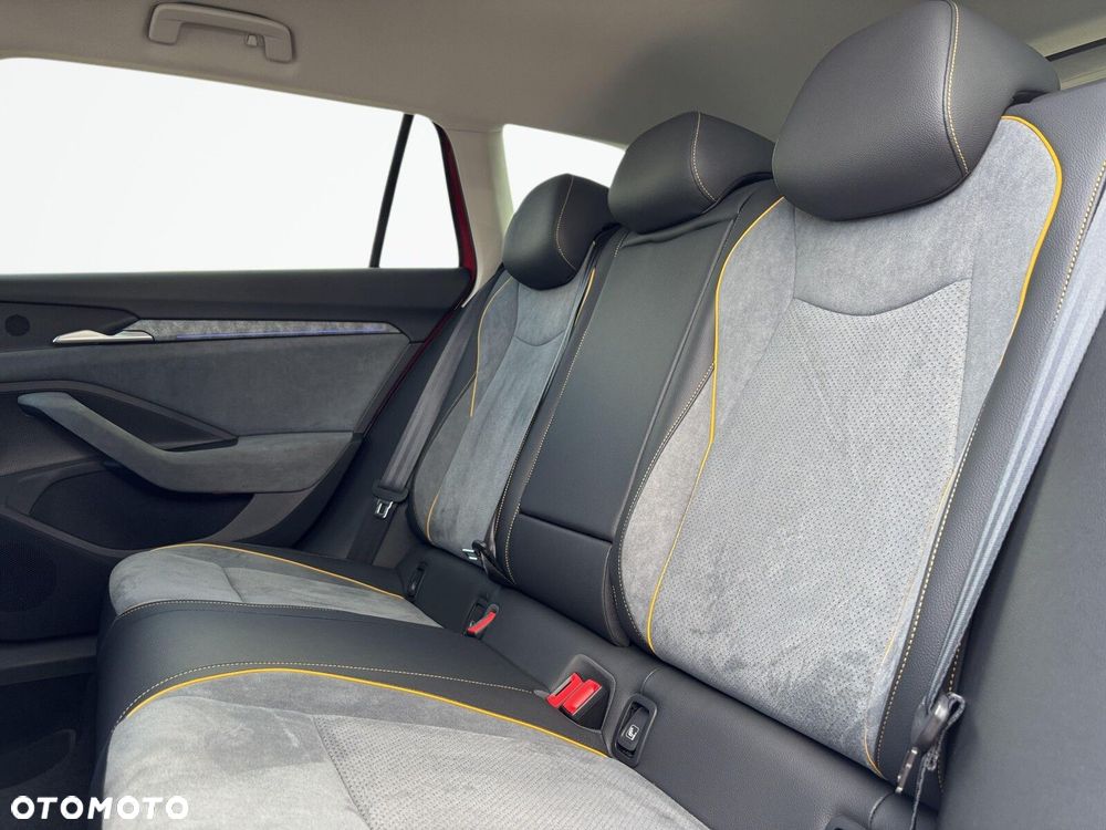 Skoda Superb 1.5 TSI mHEV Selection DSG - 19