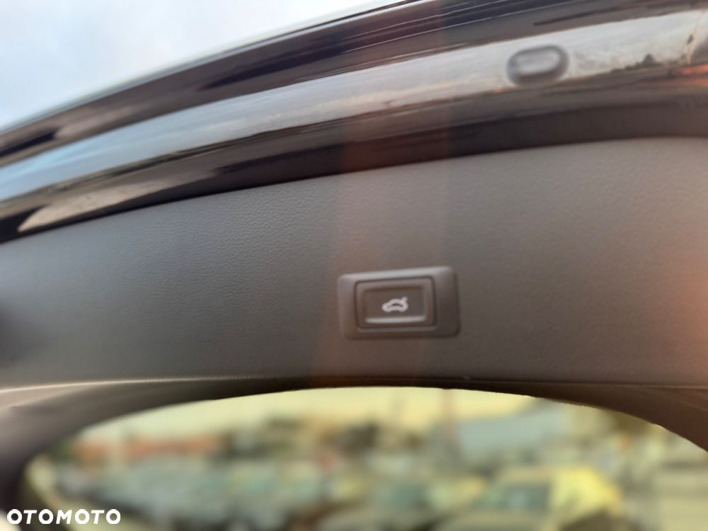 Audi A6 Avant 3.0 TDI quattro S tronic - 28