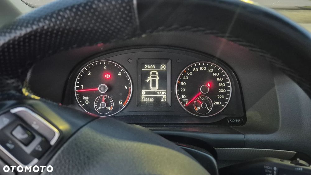 Volkswagen Touran 2.0 TDI DPF BlueMotion Technology Life - 13